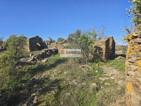 Quinta T2 Venda em Santa Clara-a-Nova e Gomes Aires,Almodôvar