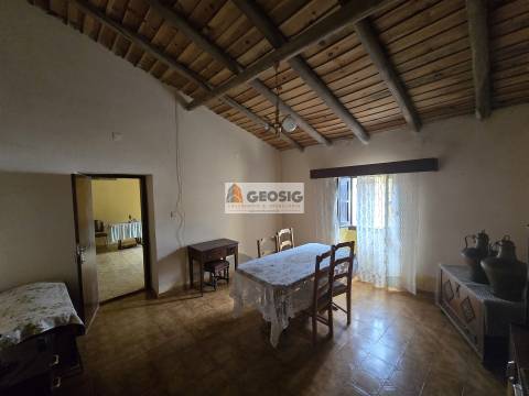 Moradia Geminada T1+2 Venda em Castro Verde e Casével,Castro Verde