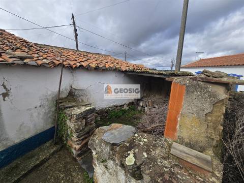 Moradia Geminada T1+2 Venda em Castro Verde e Casével,Castro Verde