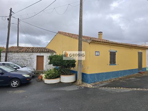 Moradia Geminada T1+2 Venda em Castro Verde e Casével,Castro Verde