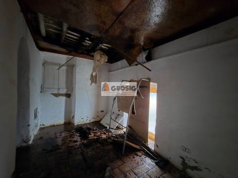 Moradia Geminada T5 Venda em Ourique,Ourique