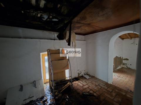 Moradia Geminada T5 Venda em Ourique,Ourique