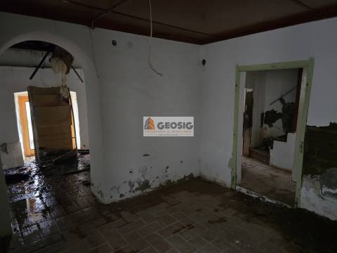 Moradia Geminada T5 Venda em Ourique,Ourique