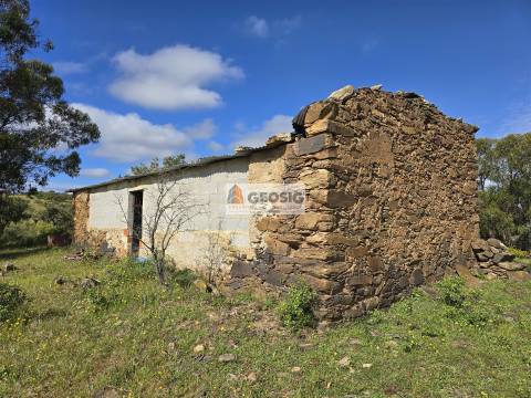 Quintinha T1 Venda em Almodôvar e Graça dos Padrões,Almodôvar