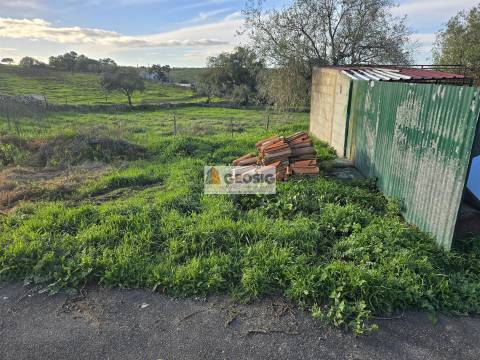 Moradia Geminada T1+1 Venda em Almodôvar e Graça dos Padrões,Almodôvar