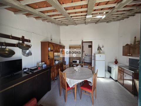 Moradia Geminada T1+1 Venda em Almodôvar e Graça dos Padrões,Almodôvar