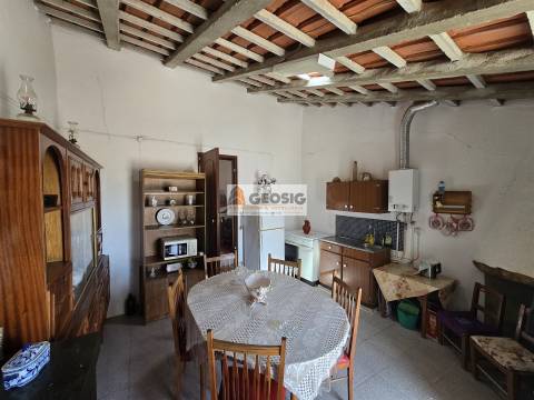 Moradia Geminada T1+1 Venda em Almodôvar e Graça dos Padrões,Almodôvar