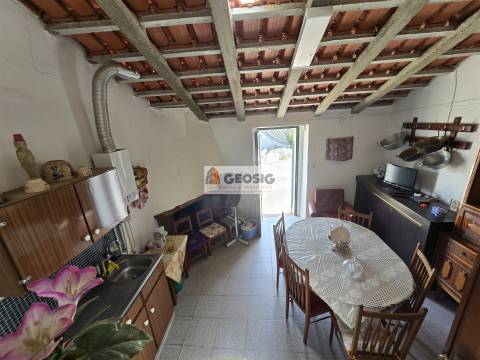 Moradia Geminada T1+1 Venda em Almodôvar e Graça dos Padrões,Almodôvar