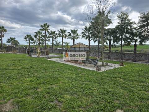 Moradia T4 Venda em São Miguel do Pinheiro, São Pedro de Solis e São Sebastião dos Carros,Mértola