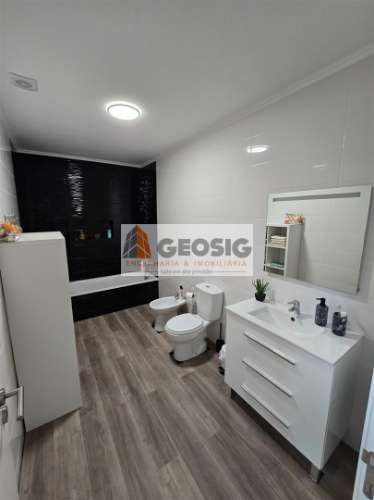 Moradia Isolada T3+1 Venda em Almodôvar e Graça dos Padrões,Almodôvar