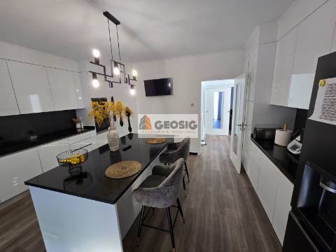 Moradia Isolada T3+1 Venda em Almodôvar e Graça dos Padrões,Almodôvar