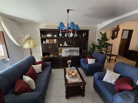 Moradia Geminada T2, Beja, Castro Verde, Santa Bárbara de Padrões