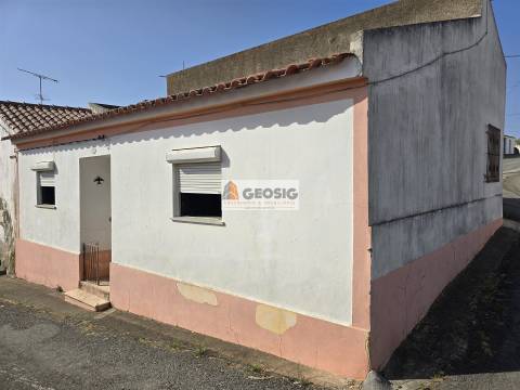 Moradia Geminada T2, Beja, Castro Verde, Santa Bárbara de Padrões