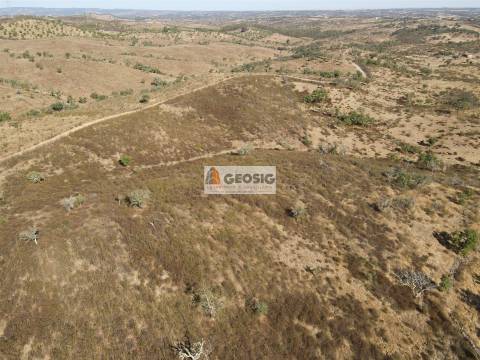 Herdade T3 Venda em Santa Clara-a-Nova e Gomes Aires,Almodôvar