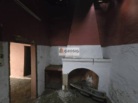 Moradia para Restaurar T1 Venda em Almodôvar e Graça dos Padrões,Almodôvar