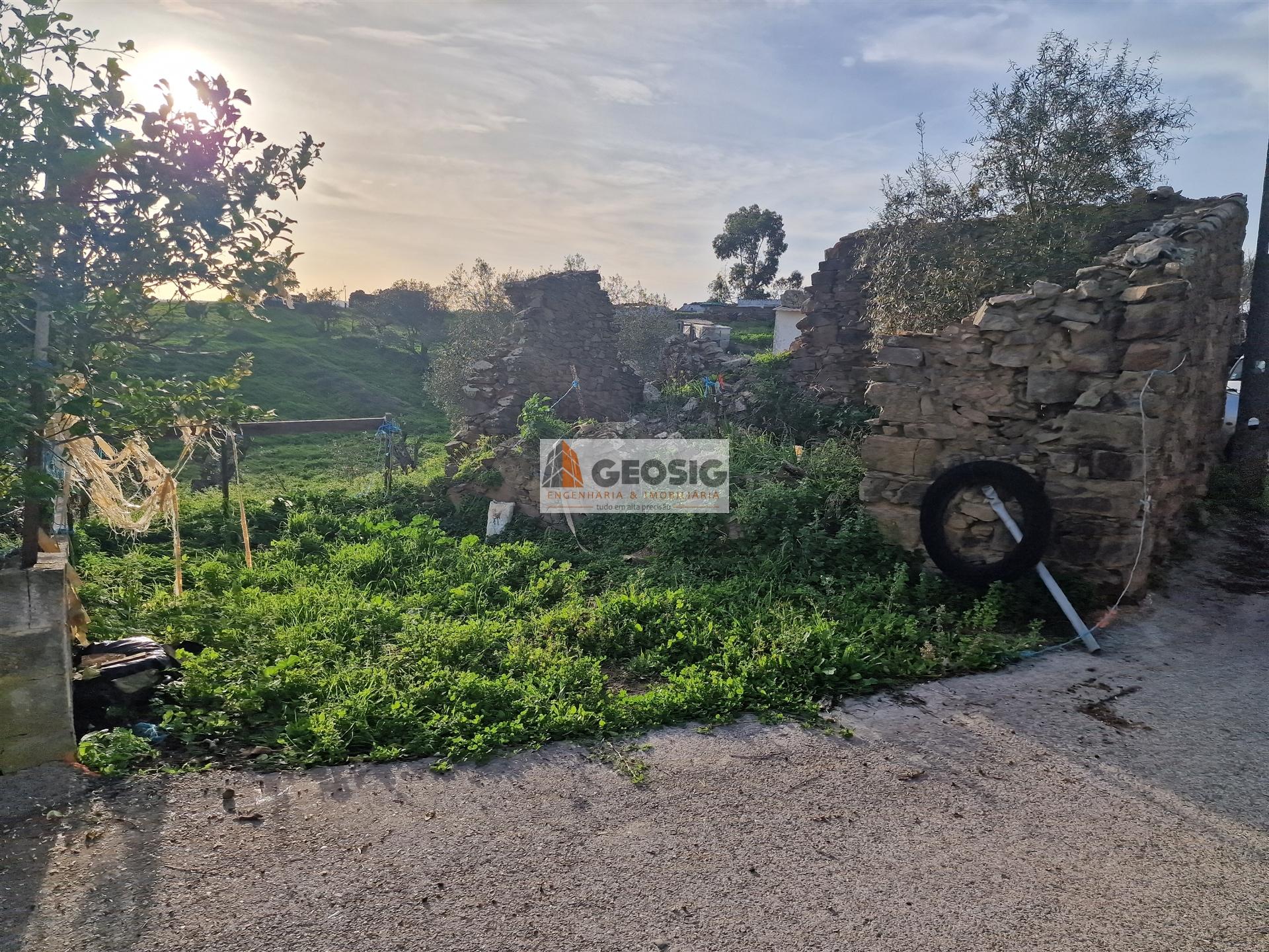 Moradia para Restaurar T1 Venda em Santa Cruz,Almodôvar