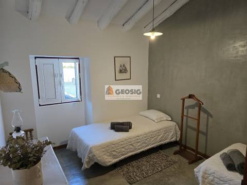 Moradia Rústica T3 Venda em Santa Bárbara de Padrões,Castro Verde