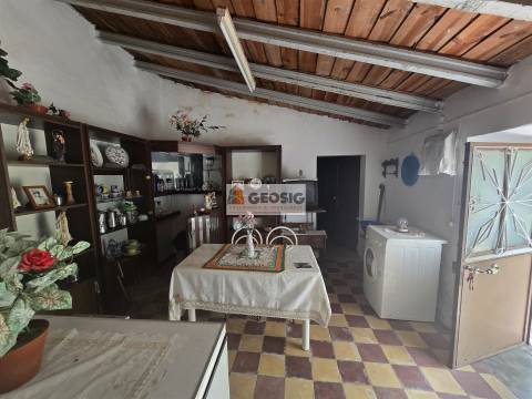 Moradia Geminada T3, Beja, Almodôvar, Santa Cruz