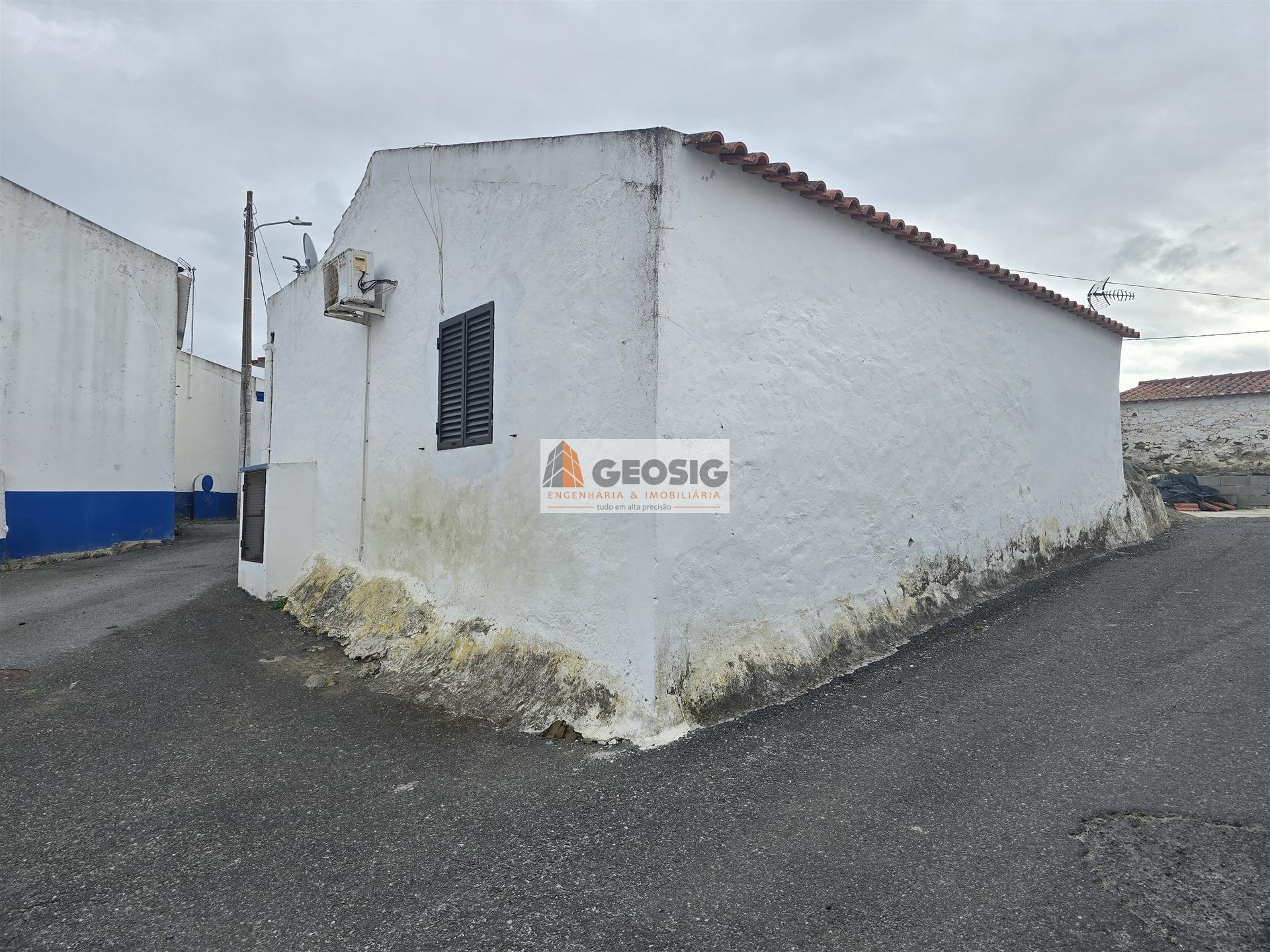 Moradia T2 Venda em Almodôvar e Graça dos Padrões,Almodôvar