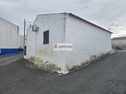 Moradia T2 Venda em Almodôvar e Graça dos Padrões,Almodôvar