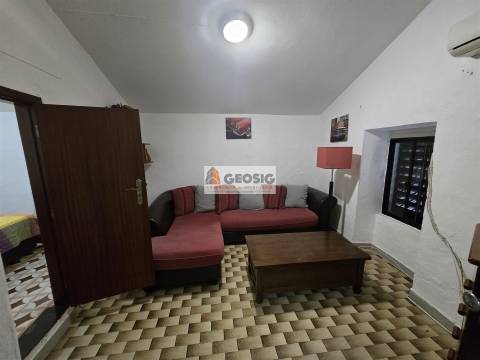 Moradia T2 Venda em Almodôvar e Graça dos Padrões,Almodôvar