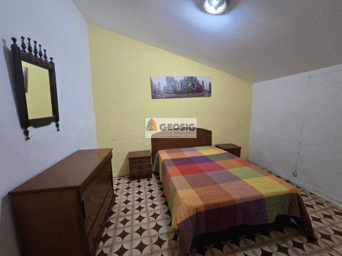 Moradia T2 Venda em Almodôvar e Graça dos Padrões,Almodôvar