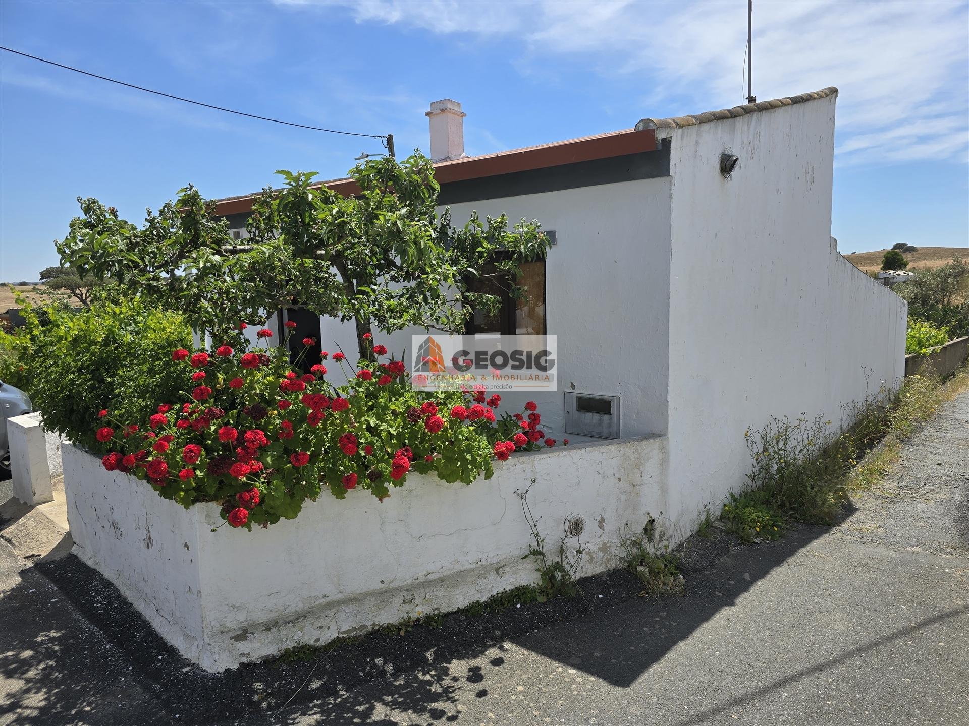 Moradia T0 Venda em Almodôvar e Graça dos Padrões,Almodôvar