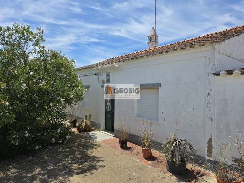 Moradia T3 Venda em Almodôvar e Graça dos Padrões,Almodôvar