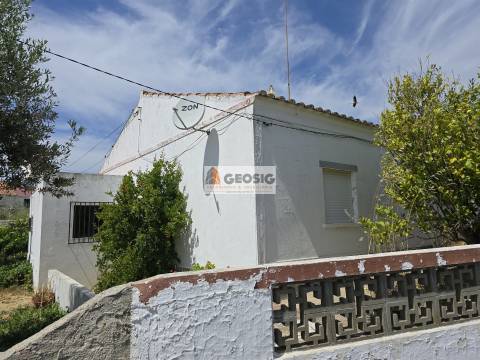 Moradia T3 Venda em Almodôvar e Graça dos Padrões,Almodôvar