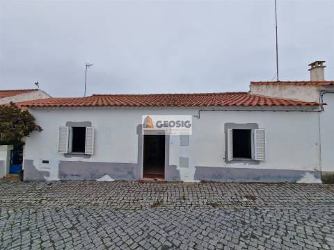 Moradia Geminada T2 Venda em São Miguel do Pinheiro, São Pedro de Solis e São Sebastião dos Carros,Mértola
