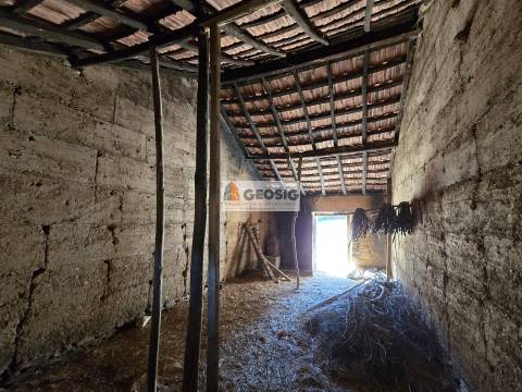 Herdade T2, Beja, Odemira, Relíquias