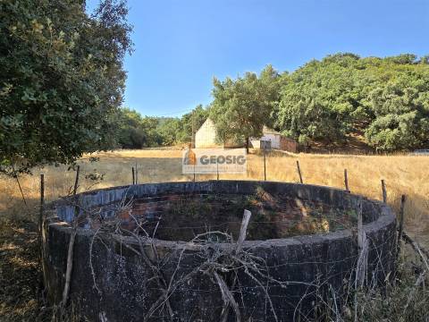 Herdade T2, Beja, Odemira, Relíquias