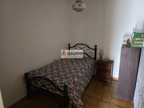 Moradia Geminada T1 Venda em Almodôvar e Graça dos Padrões,Almodôvar