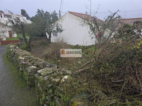 Moradia Geminada T1 Venda em Almodôvar e Graça dos Padrões,Almodôvar