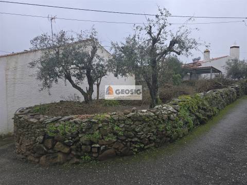 Moradia Geminada T1 Venda em Almodôvar e Graça dos Padrões,Almodôvar