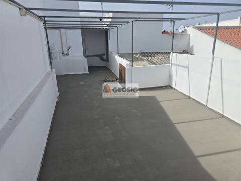 Moradia em Banda T4 Venda em Almodôvar e Graça dos Padrões,Almodôvar