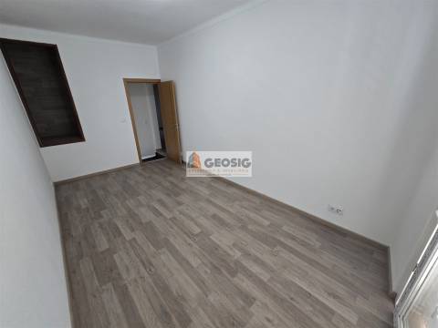 Moradia em Banda T4 Venda em Almodôvar e Graça dos Padrões,Almodôvar