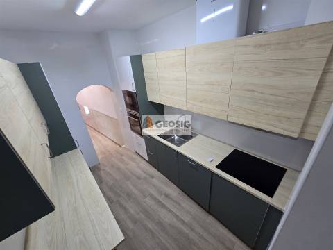 Moradia em Banda T4 Venda em Almodôvar e Graça dos Padrões,Almodôvar