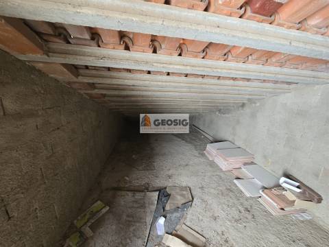 Moradia em Banda T4 Venda em Almodôvar e Graça dos Padrões,Almodôvar