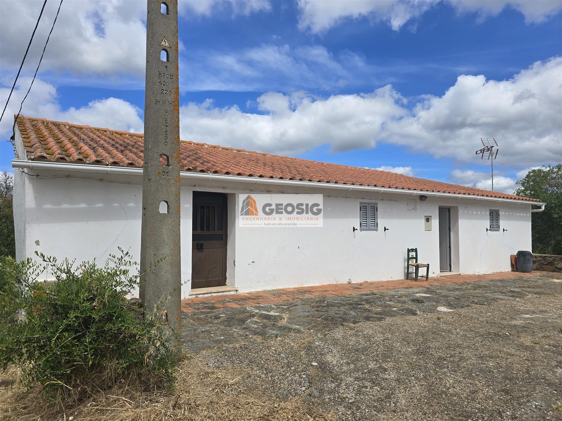 Moradia T2 Venda em São Barnabé,Almodôvar