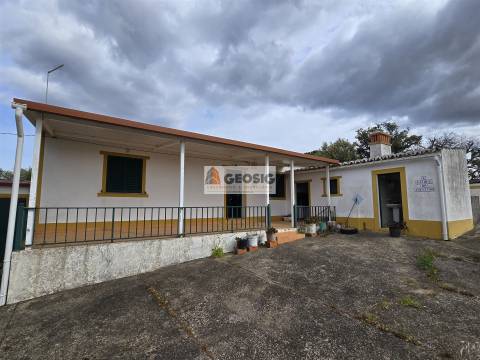 Moradia T4 Venda em São Barnabé,Almodôvar