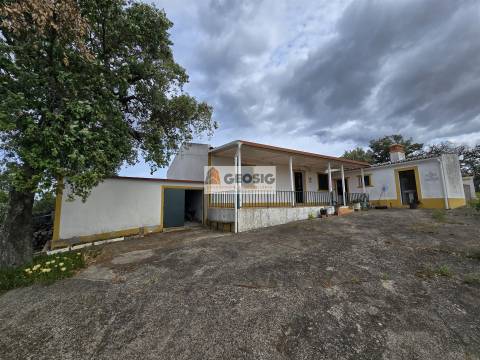 Moradia T4 Venda em São Barnabé,Almodôvar