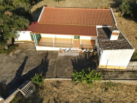 Moradia T4 Venda em São Barnabé,Almodôvar