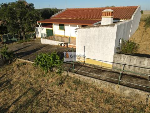 Moradia T4 Venda em São Barnabé,Almodôvar