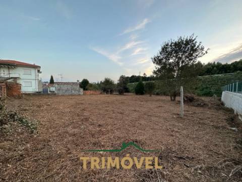 Terreno na Avenida da Liberdade, São João da Madeira