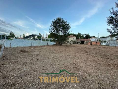 Moradia para restaurar na Avenida da Liberdade