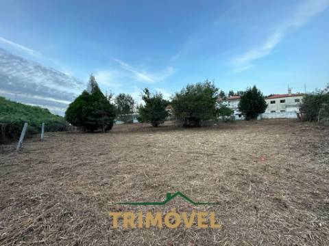 Terreno na Avenida da Liberdade, São João da Madeira