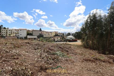 Terreno para construção - Nogueira do Cravo
