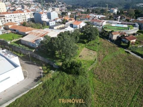 Terreno Urbano  Venda em Oliveira de Azeméis, Santiago de Riba-Ul, Ul, Macinhata da Seixa e Madail,Oliveira de Azeméis