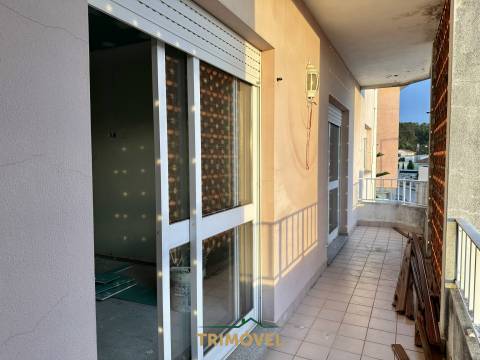 Apartamento Totalmente Remodelado